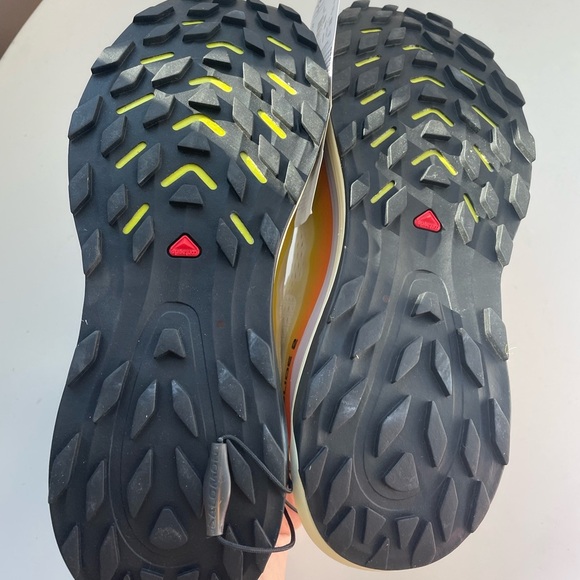 NWT Salomon Ultra Glide 2 Women's Trail Running Shoes Size 6.5 - Picture 13 of 14